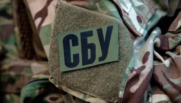 Служба безпеки України за тиждень атакувала п’ять нафтопереробних заводів РФ, багато літаків та авіаційний завод. 11