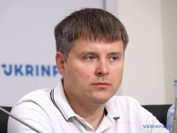Учасники експедиції «У пошуках героїв» виявили в Європі поховання 213 українських військових. 10