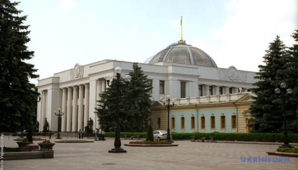 Парламент пропонує посилити нагляд за роботою представників Територіальних центрів комплектування. 13 Парламент пропонує посилити нагляд за роботою представників Територіальних центрів комплектування. 13