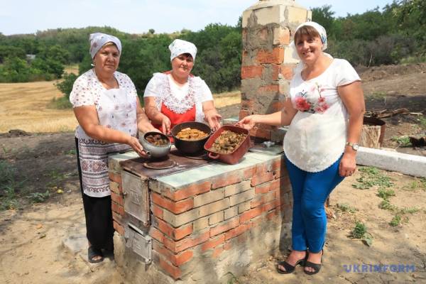 «Ух!» і голубці: як на півночі Одещини бережуть старовинні кулінарні звичаї 39 «Ух!» і голубці: як на півночі Одещини бережуть старовинні кулінарні звичаї 39
