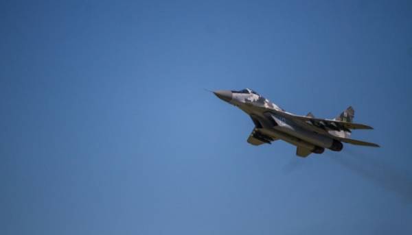 На Одещині під час бойового вильоту сталася аварія винищувача МіГ-29, льотчик успішно вижив після катапультування.