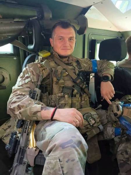 На згадку про молодшого лейтенанта, пластуна Андрія Марківа (позивний «Маркіз») 8 На згадку про молодшого лейтенанта, пластуна Андрія Марківа (позивний «Маркіз») 8