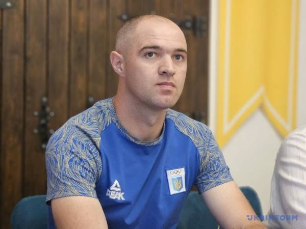 120 медалей чемпіона зі стронгмену Андрія Грицака 16