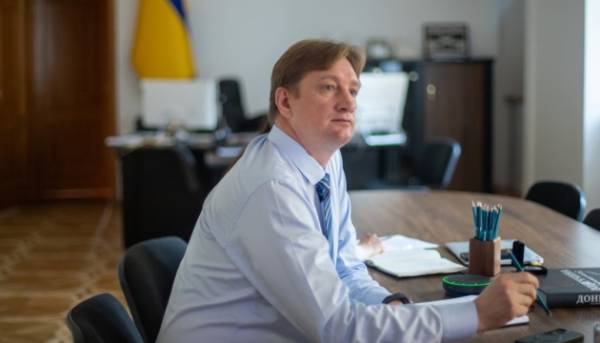 Освітній міністр Бутенко заперечив чутки про зустрічі з Ківаловим та консультації зі Шкарлетом.