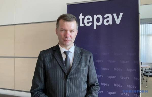 Якщо Росія не розпадеться сьогодні, вона неодмінно програє завтра. 8 Якщо Росія не розпадеться сьогодні, вона неодмінно програє завтра. 8