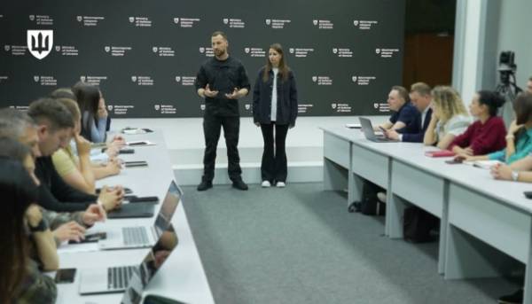 Хмара вислухав прохання фронту: оборонці потребують нарощування виробництва