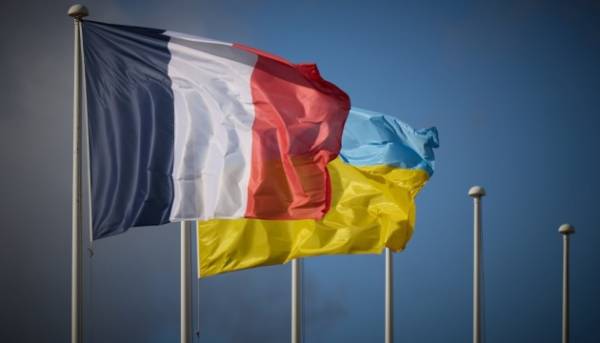 Головна 17 Кандидати у президенти Франції вимагають посилити допомогу Україні після обстрілу поїзда