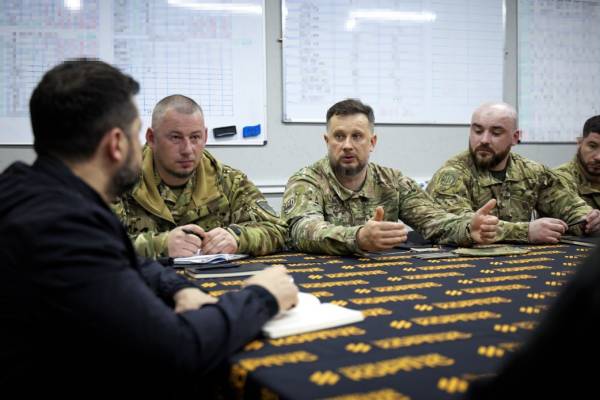 Зеленський поставив завдання військовим щодо четвертого сезону «Вівальді» 6 Зеленський поставив завдання військовим щодо четвертого сезону «Вівальді» 6