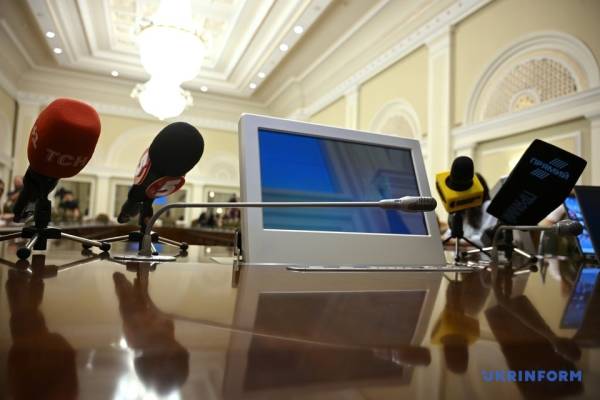 Укриття для депутатів: журналістам показали безпечний простір ВР 15 Укриття для депутатів: журналістам показали безпечний простір ВР 15
