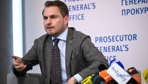Головна 31 Генпрокурор Кравченко залишається на посаді