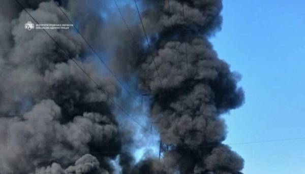 Російські ракети зруйнували завод “Олейна” в Дніпрі