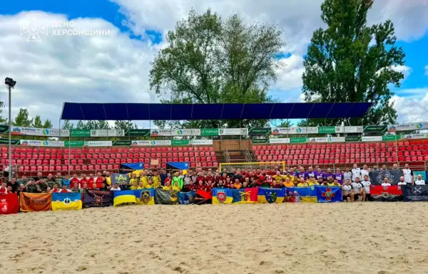 Головна 27 Рятувальники Херсонщини здобули бронзу на Чемпіонаті України з пляжного футболу
