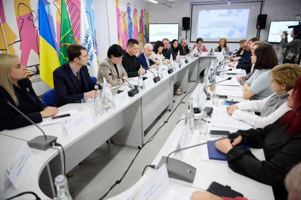 Асоціація прифронтових міст пропонує знизити ПДВ на ліки та збільшити фінансування медицини
