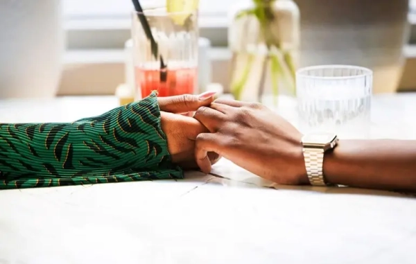 Передбачуваність у стосунках бажаніша, ніж сюрпризи і новизна — психолог