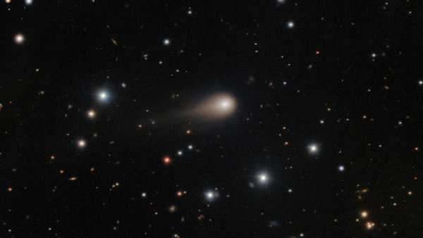 Зустрічайте китайський суперкар, який щойно побив рекорд швидкості серед електромобілів 45