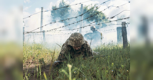 Ви живете на час, що вам позичили чоловіки та жінки, що зараз воюють: військовий звернувся до цивільних 2