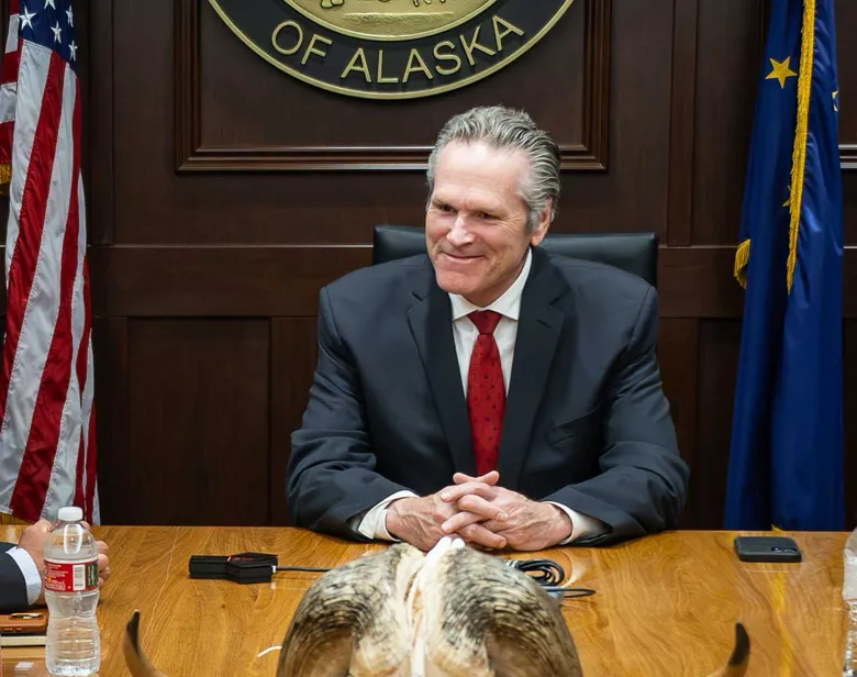 Губернатор Аляски: Готові прийняти історичну зустріч Трампа і Путіна