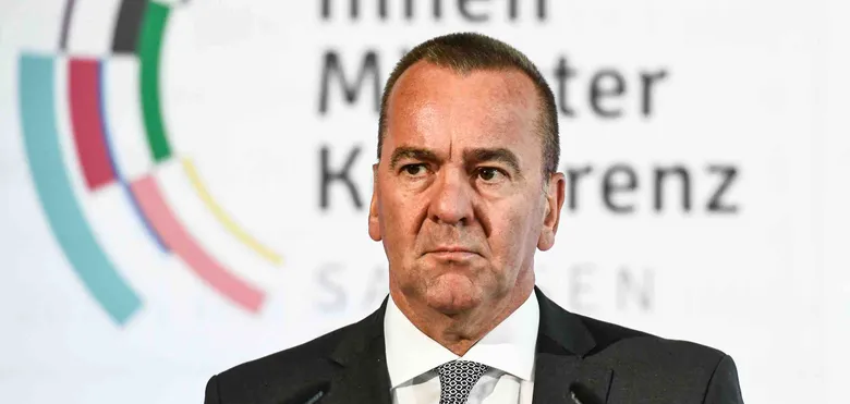 Глава Міноборони Німеччини закликав не вестися на 