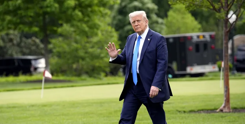 Reuters: Трамп відправляє ракетний крейсер і атомну субмарину до південних Карибів